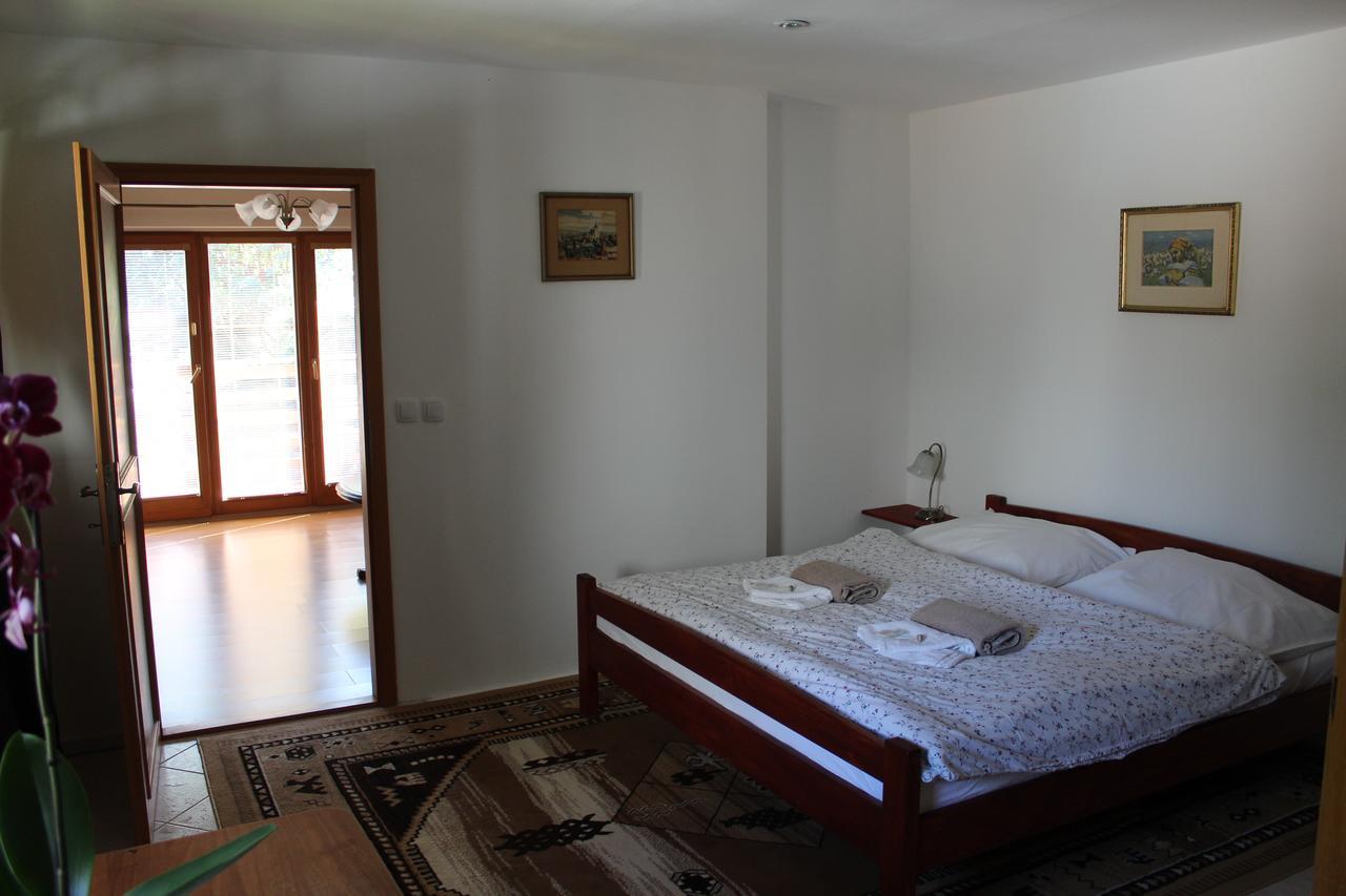Hotel Excellent Кромержиж Экстерьер фото
