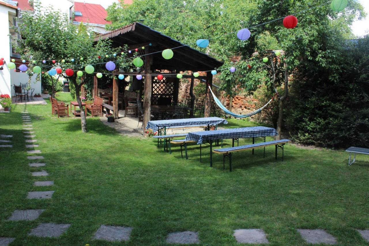 Hotel Excellent Кромержиж Экстерьер фото